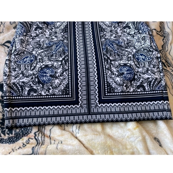 Talbots Size 4P Floral Skirt - Picture 5 of 9